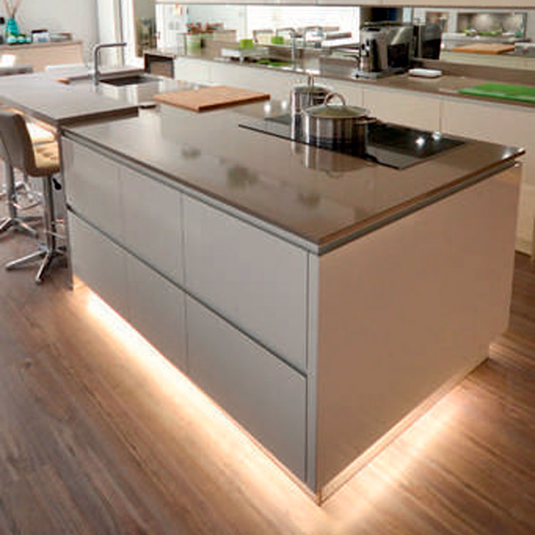 Luceco Panel LED cocina bajo mueble (8 W, L x An x Al: 0,6 x 30 x